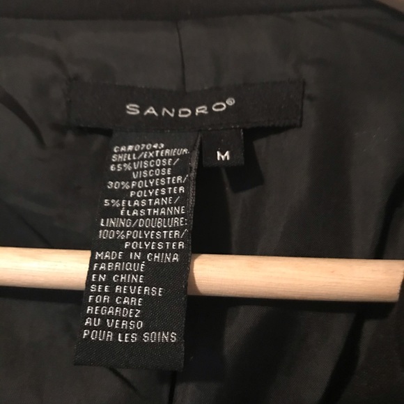 Timeless/ Classic Black Jacket - Picture 3 of 4